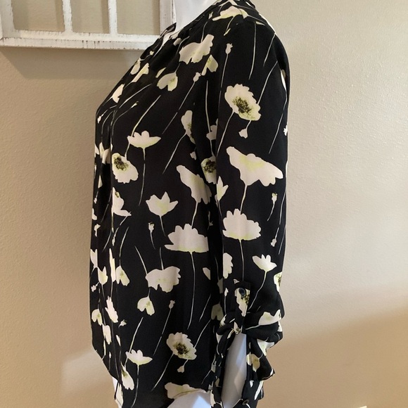 Final sale Simply Vera Wang floral pullover size S - Picture 4 of 8